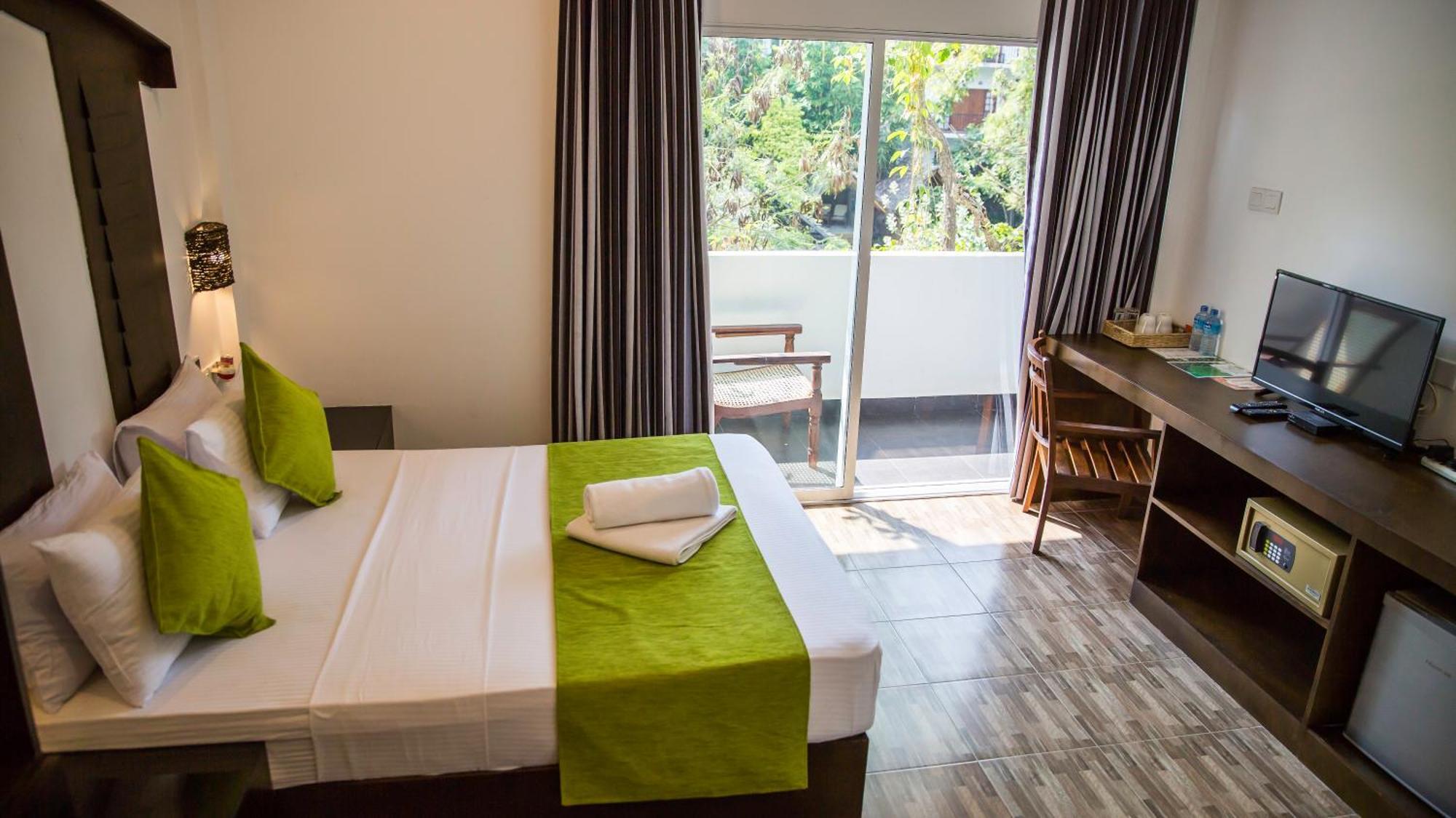 Sundaras Infinity Jungle Resort Дамбула Екстериор снимка