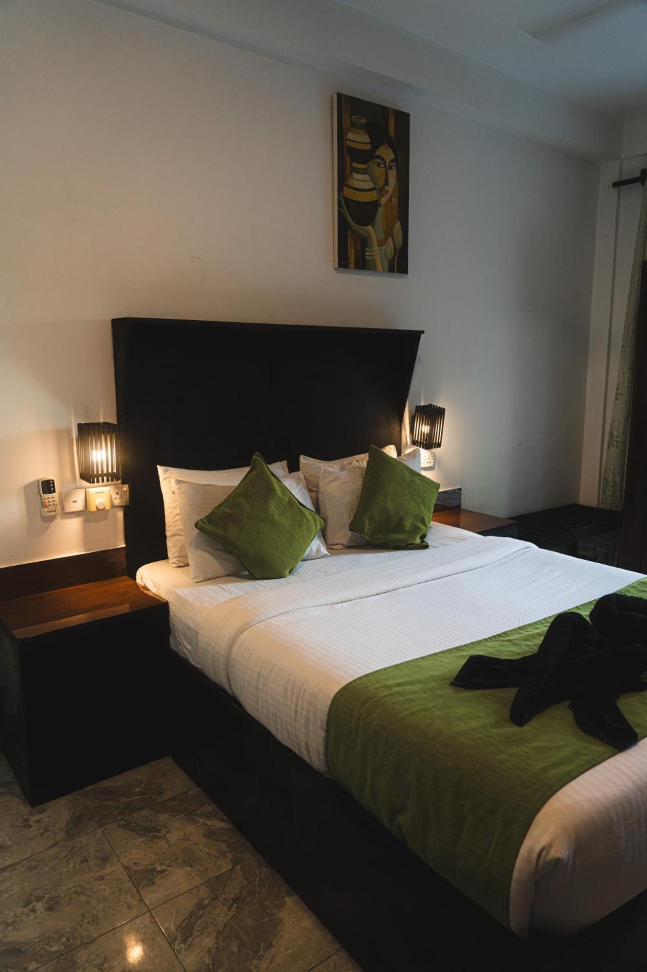 Sundaras Infinity Jungle Resort Дамбула Екстериор снимка