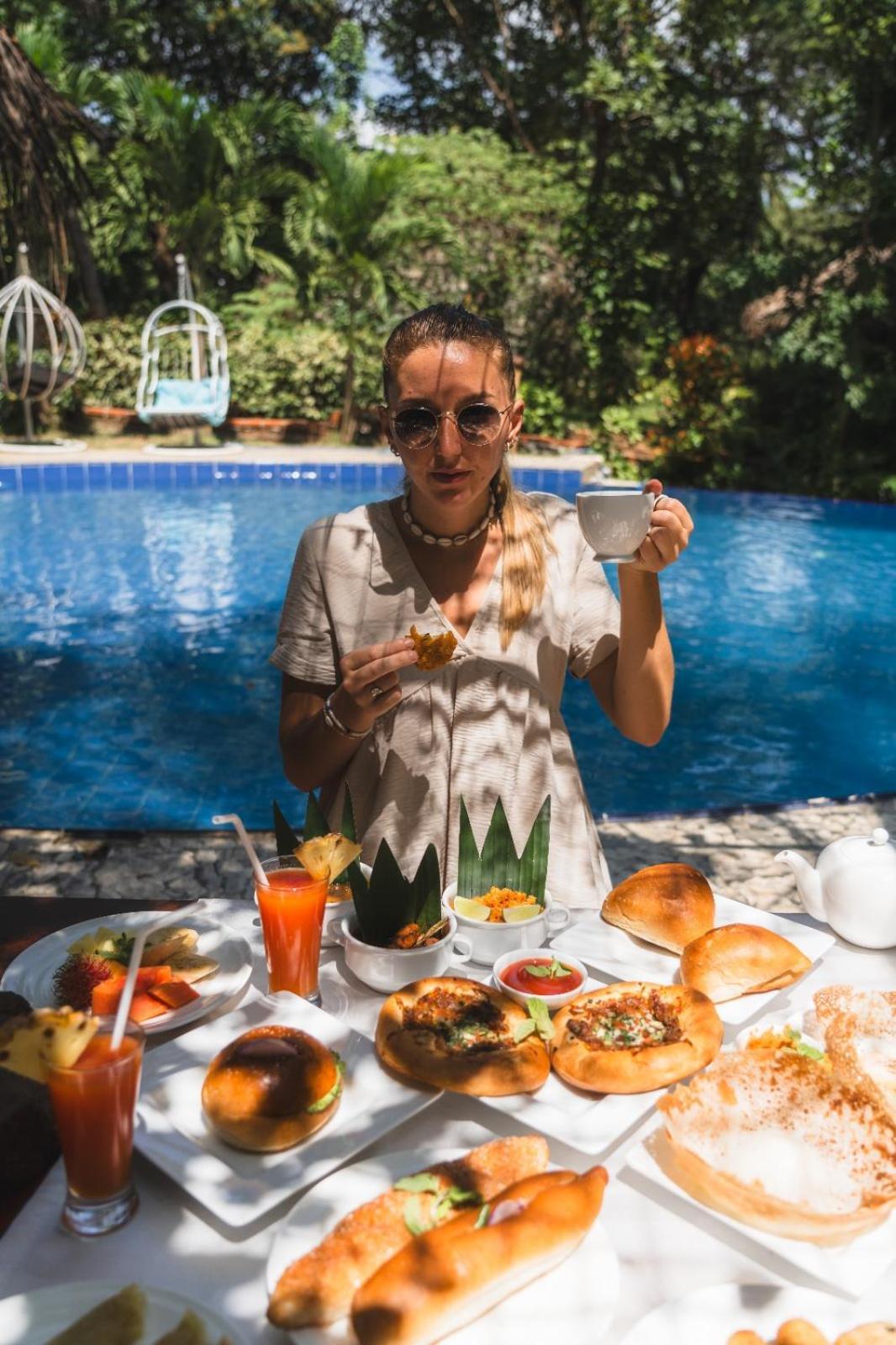 Sundaras Infinity Jungle Resort Дамбула Екстериор снимка